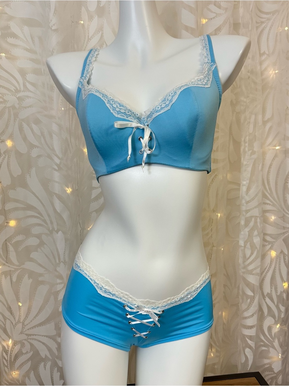 Frederick's of Hollywood Sky Blue Lace-Trim Bra & Boyshorts Set
